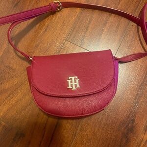Tommy crossbody bag
